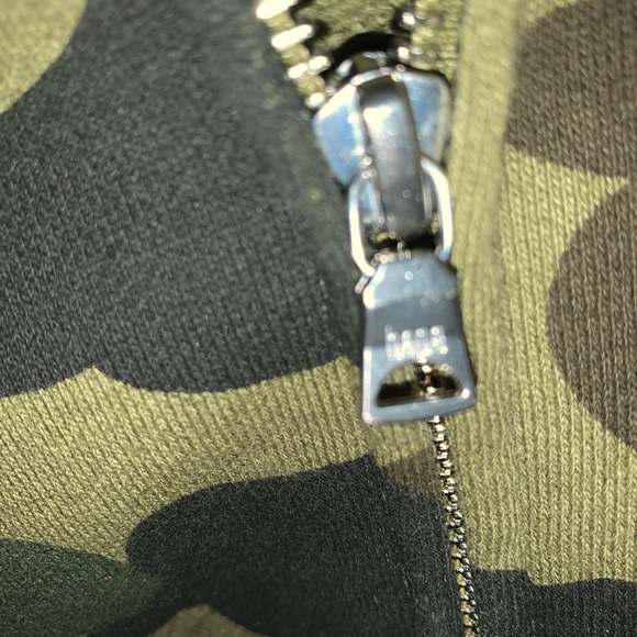 BAPE 1st camo zip up - Picture 6 of 6